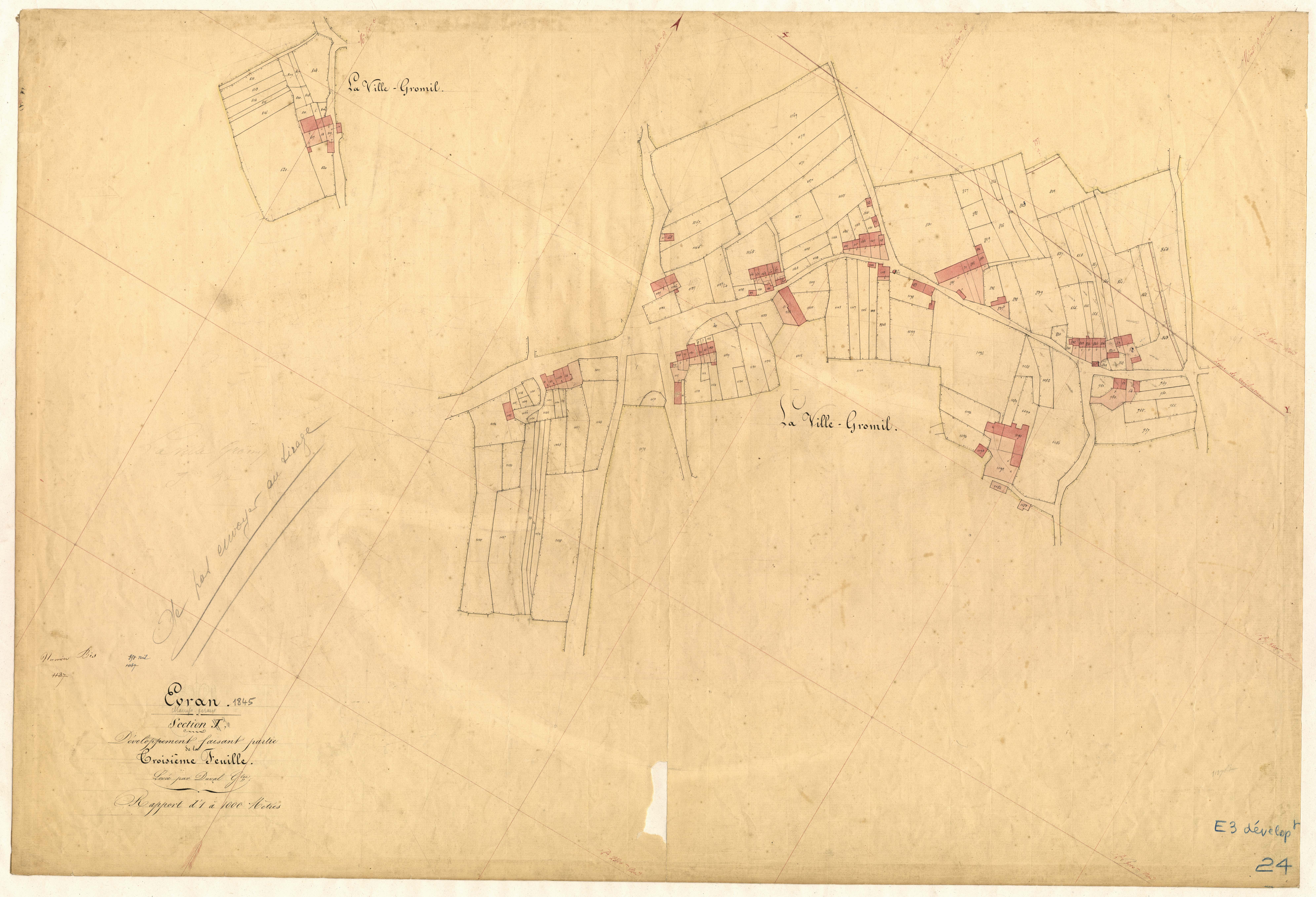 Champs-Géraux - Section E, Développement de la 3e feuille