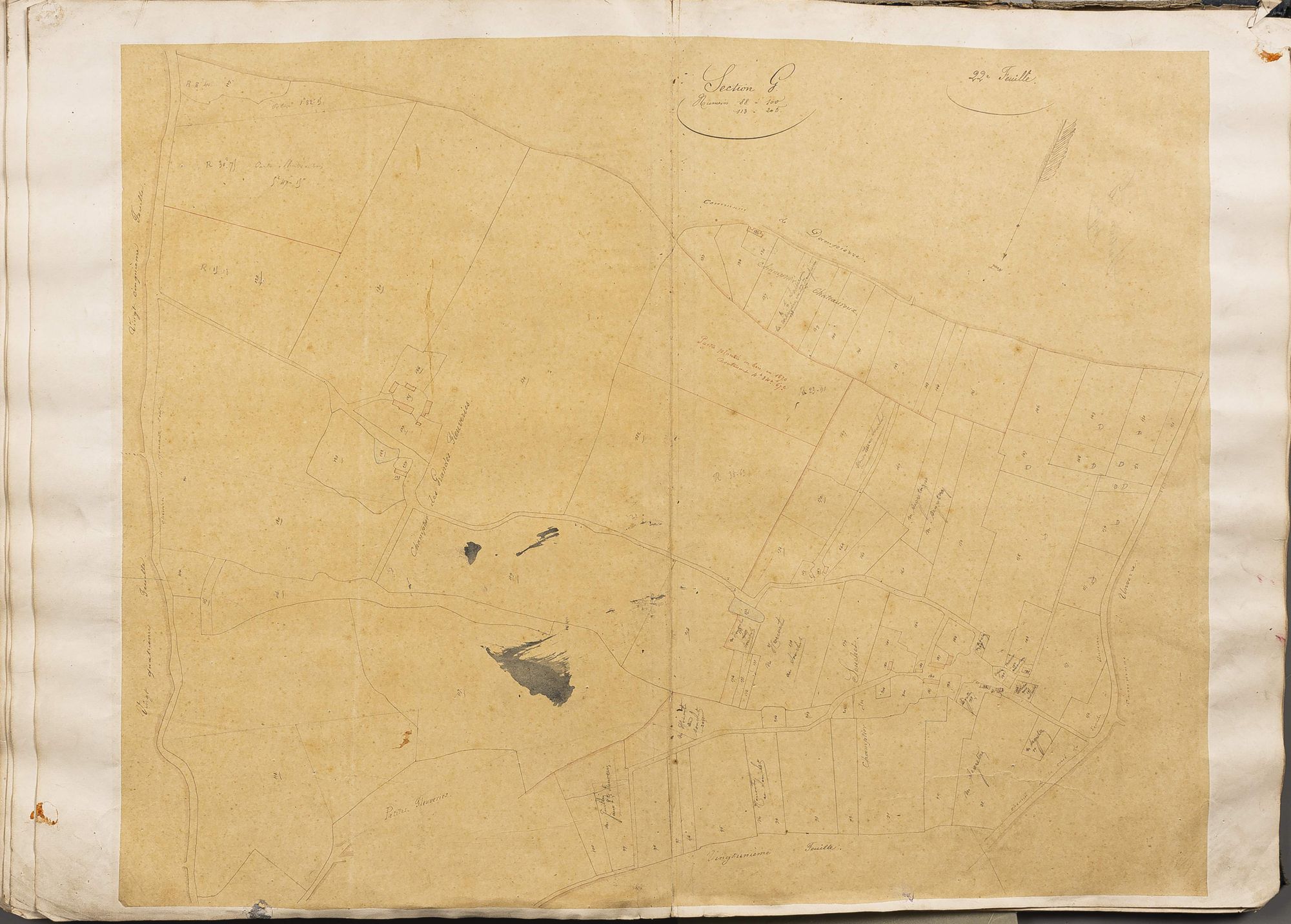 Section G, numéros 88 à 100, 113 à 205, 22ème feuille.