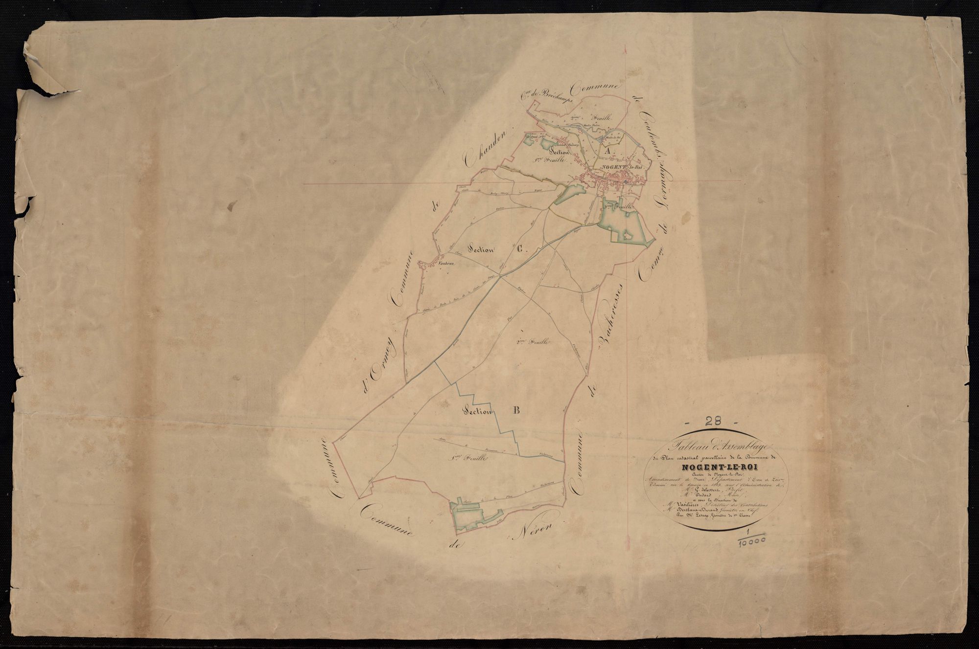 Tableau d'assemblage du plan cadastral parcellaire de la commune de Nogent-le-Roi, Canton de Nogent-le-Roi, Arrondissement de Dreux / Terminé sur le terrain en 1835 (...) par Monsieur Lesage, Géomètre de 1ère classe.