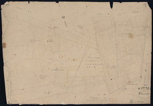 Laruscade - -Section A feuille 4 : Les Plassottes