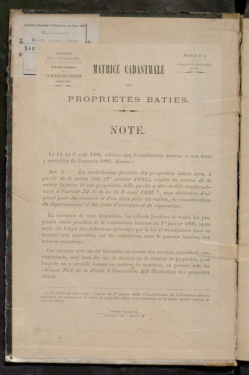 Matrice des propriétés bâties ; augmentations et diminutions, 1883-1892 ; séparation des revenus cadastraux afférents, pour l'année 1882, aux propriétés bâties et non bâties (état-balance) ; table alphabétique des propriétaires.