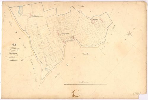 Crossac - Section C8 Bourg (section du) ; 2295-2521