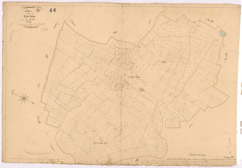 Crossac - Section H4 Bas Ros (section du) ; 961-1456