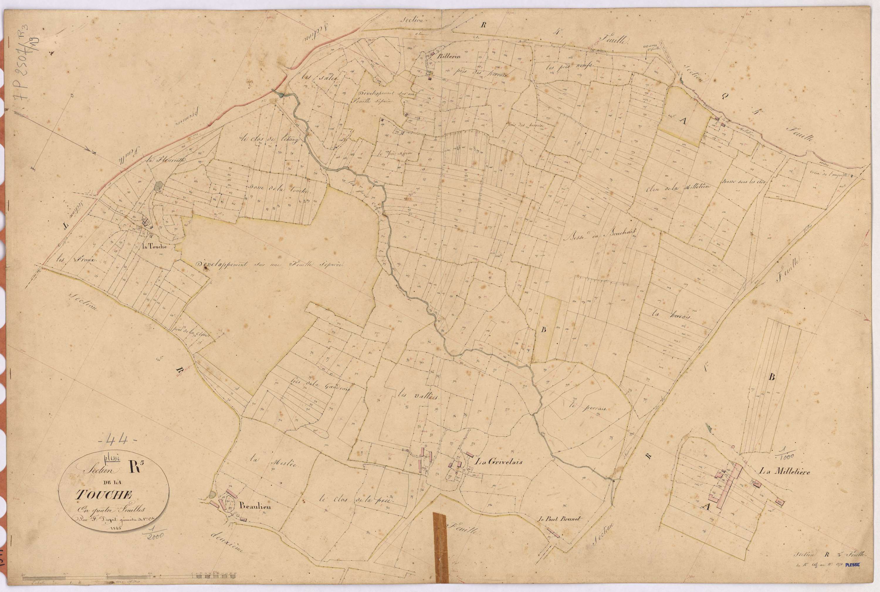 Plessé - Section R3 Touche (section de La) ; 681-1371