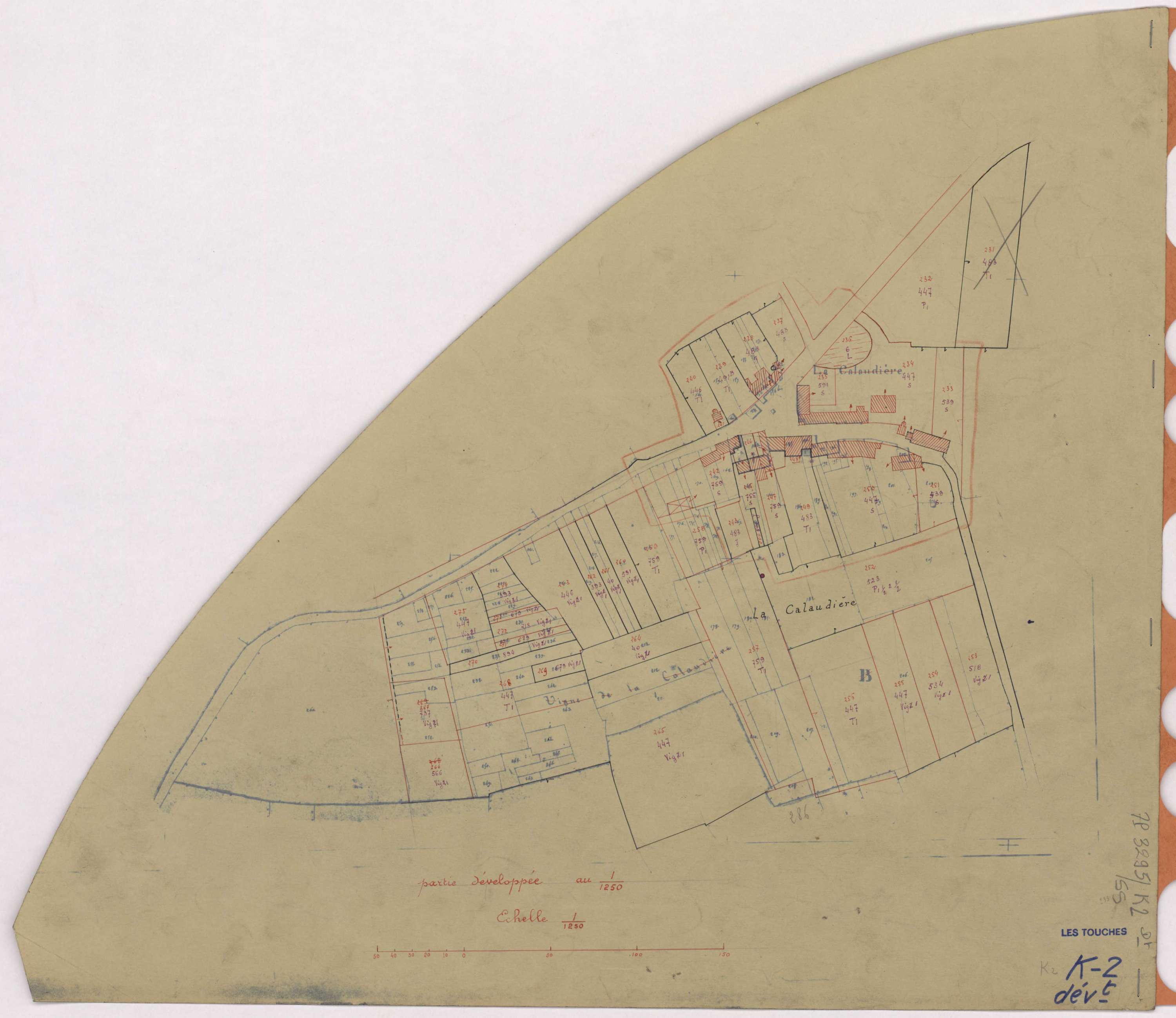 Touches - Section K2 (développement) Bourg (section du) ; 162-389 ; développement du village de La Calaudière