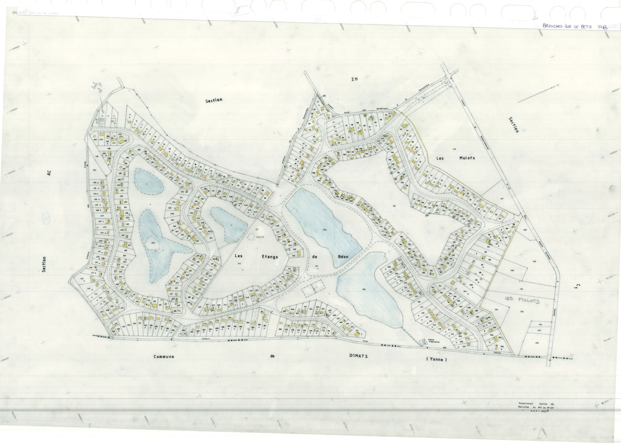 Bazoches-sur-le-Betz - Sections