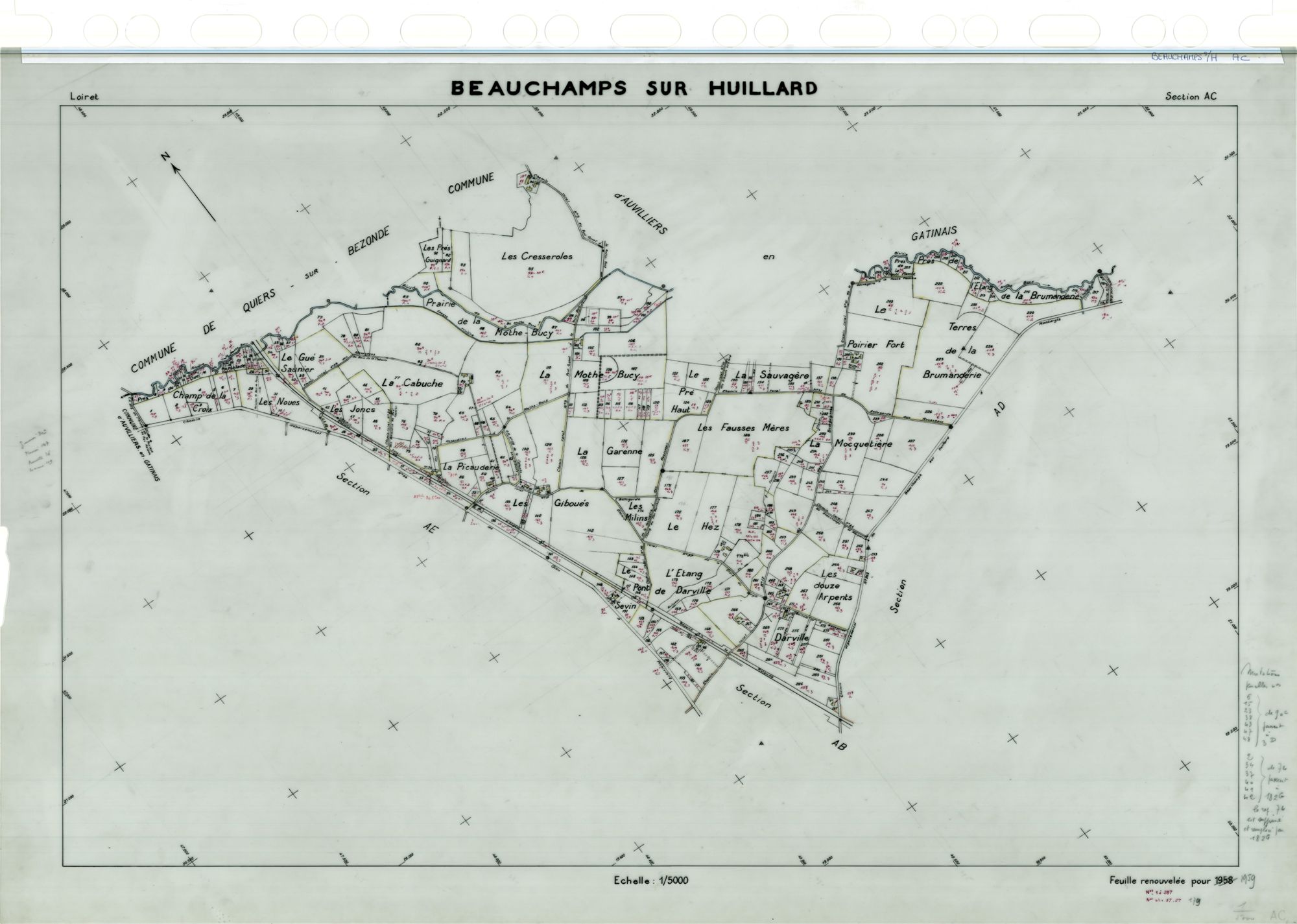 Beauchamps-sur-Huillard - Sections