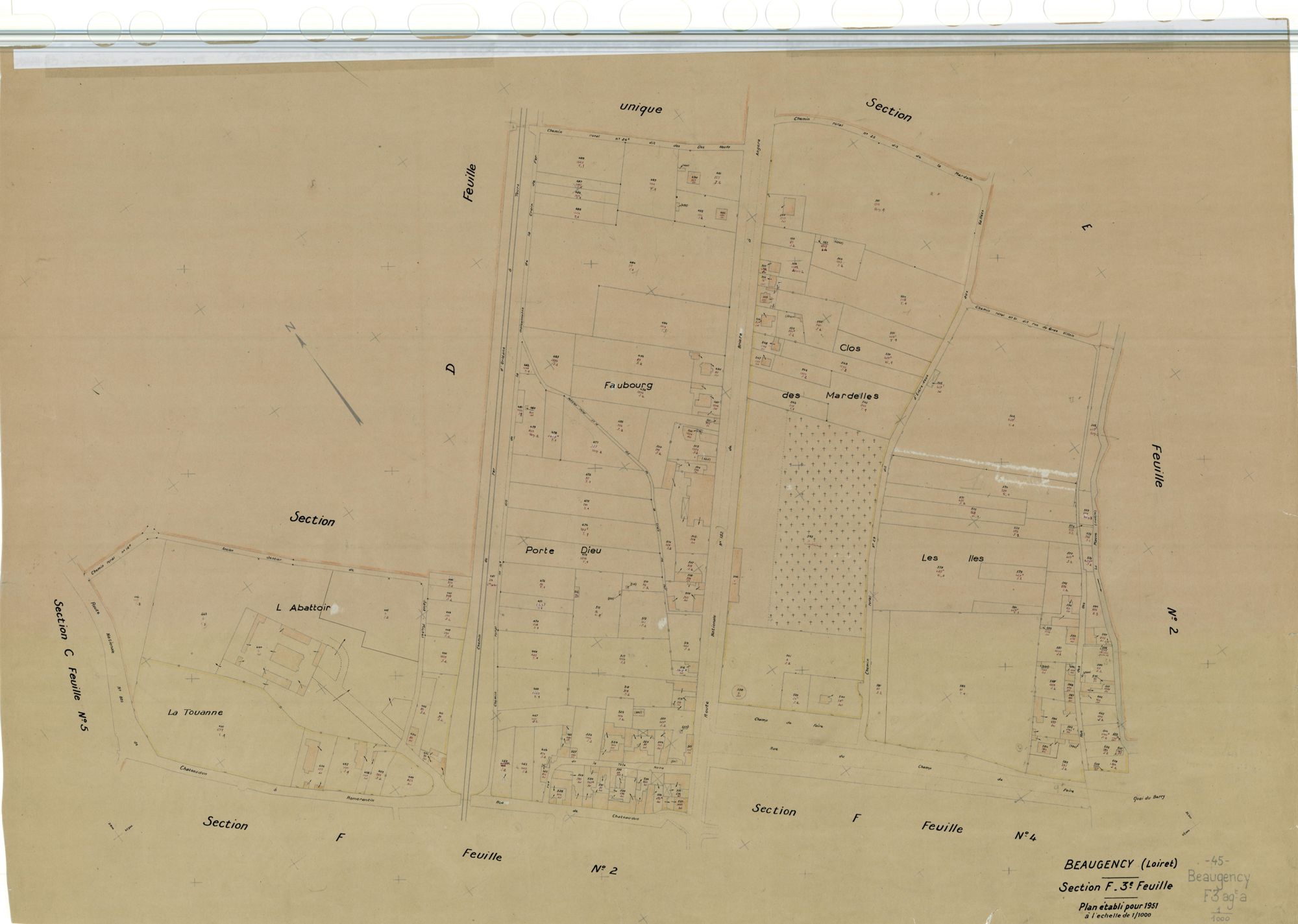Beaugency - Sections