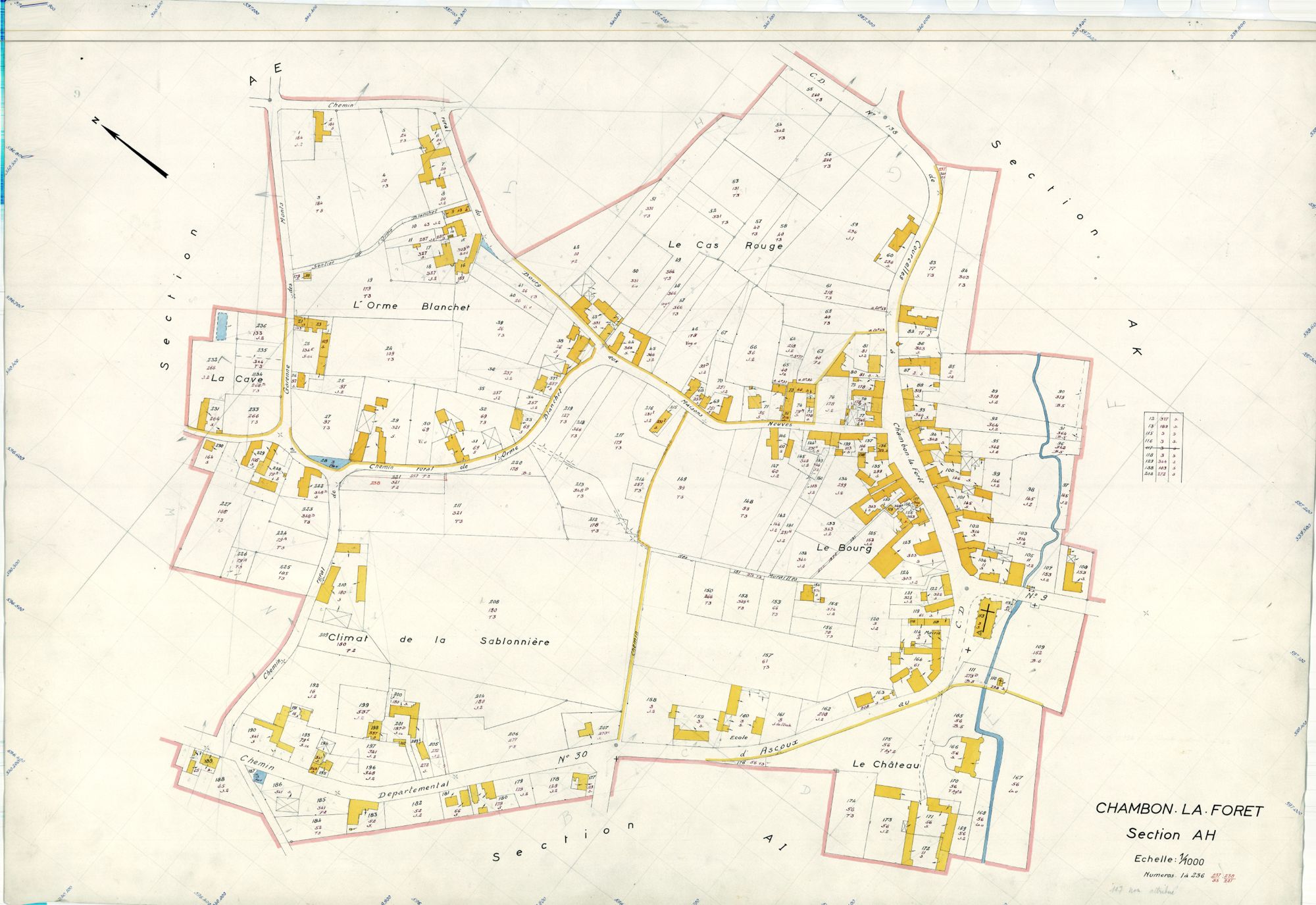Chambon-la-Forêt - Sections