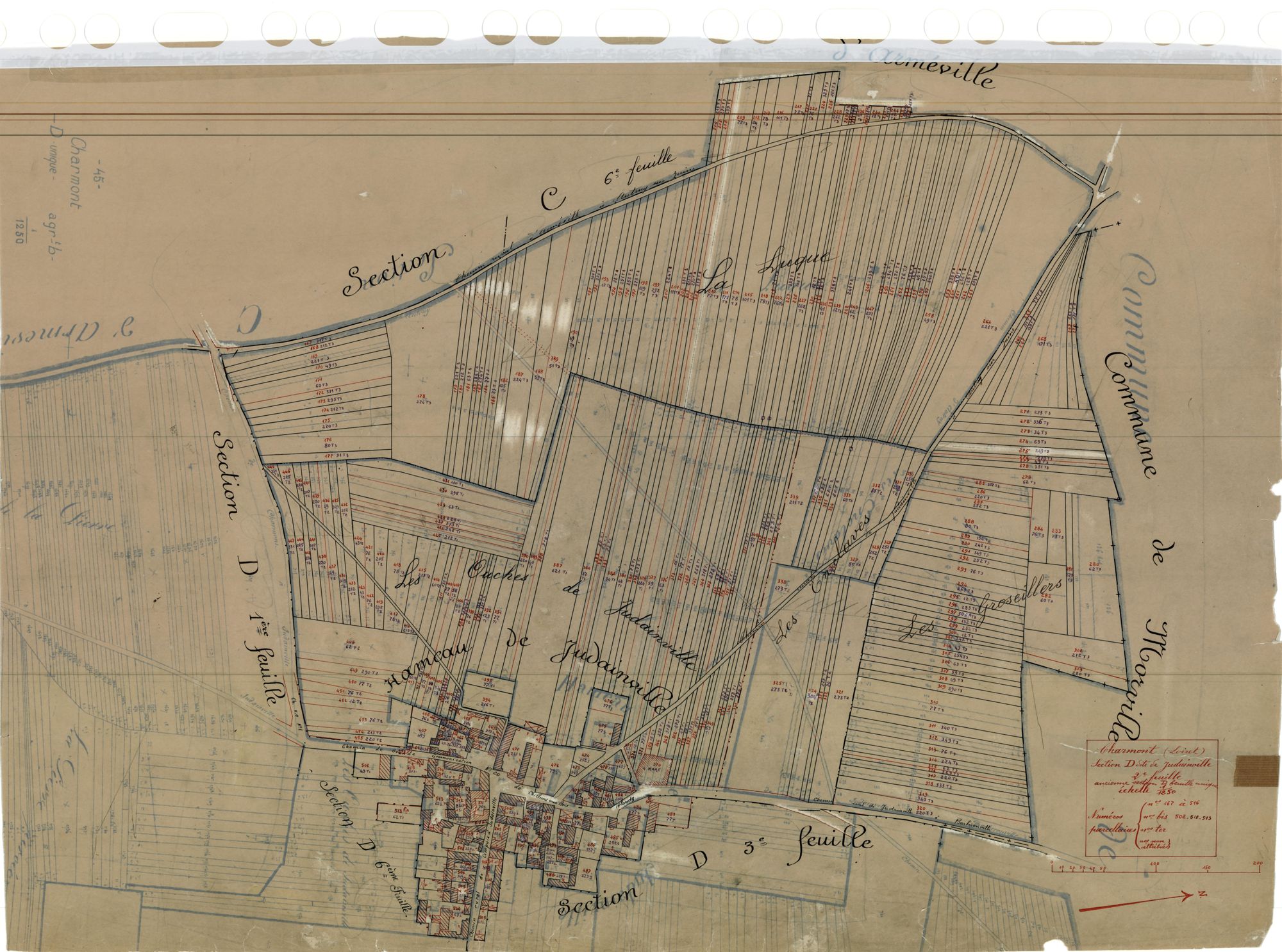 Charmont-en-Beauce - Sections