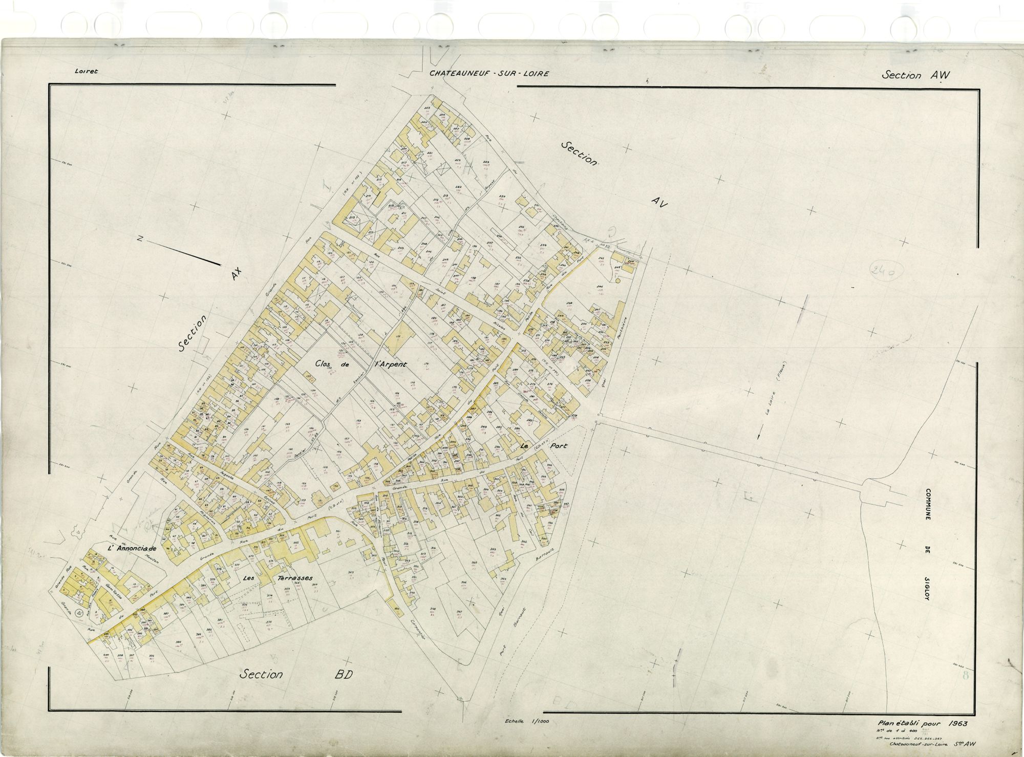 Châteauneuf-sur-Loire - Sections