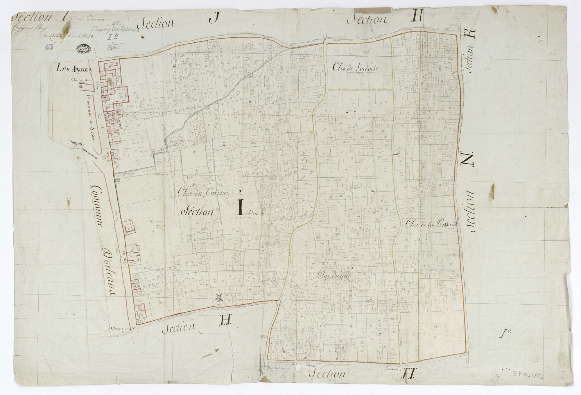 Fleury-les-Aubrais - Sections