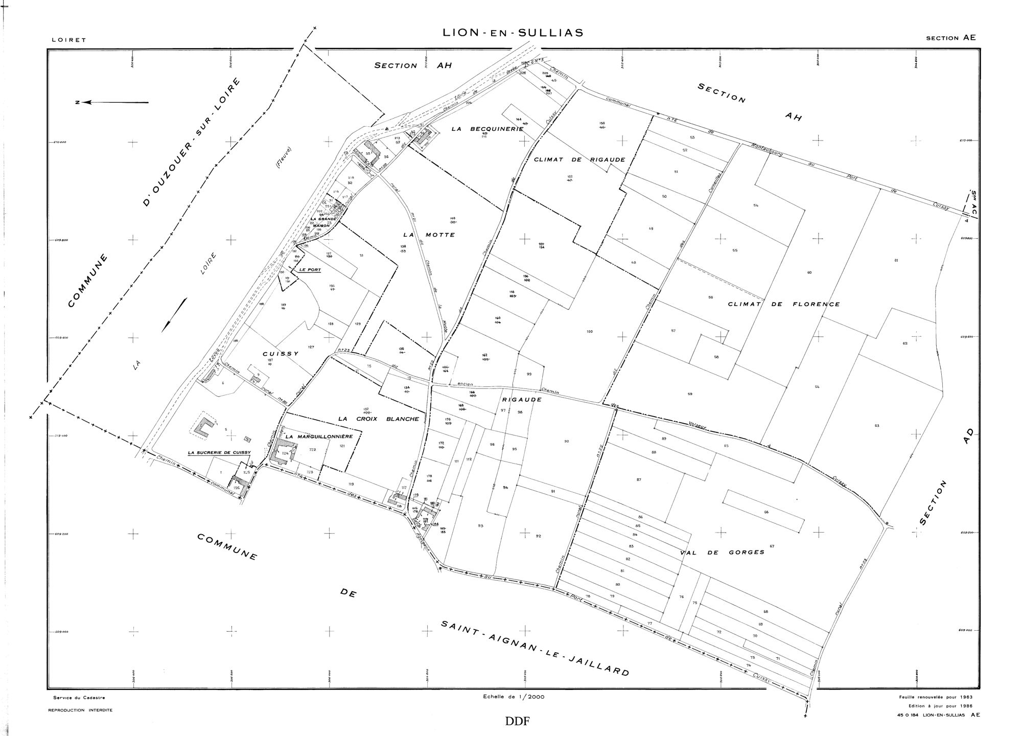 Lion-en-Sullias - Sections