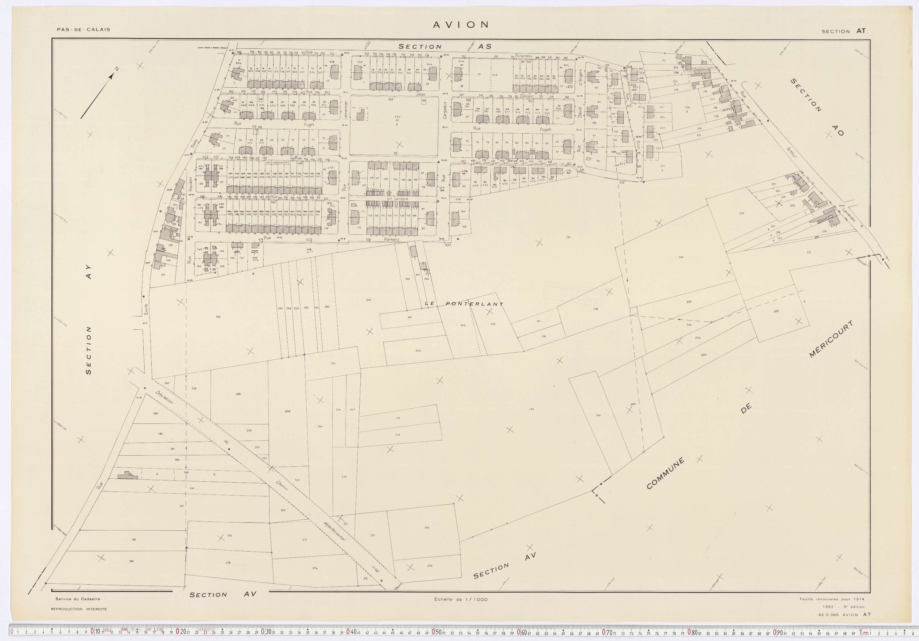 Avion - Section AT.