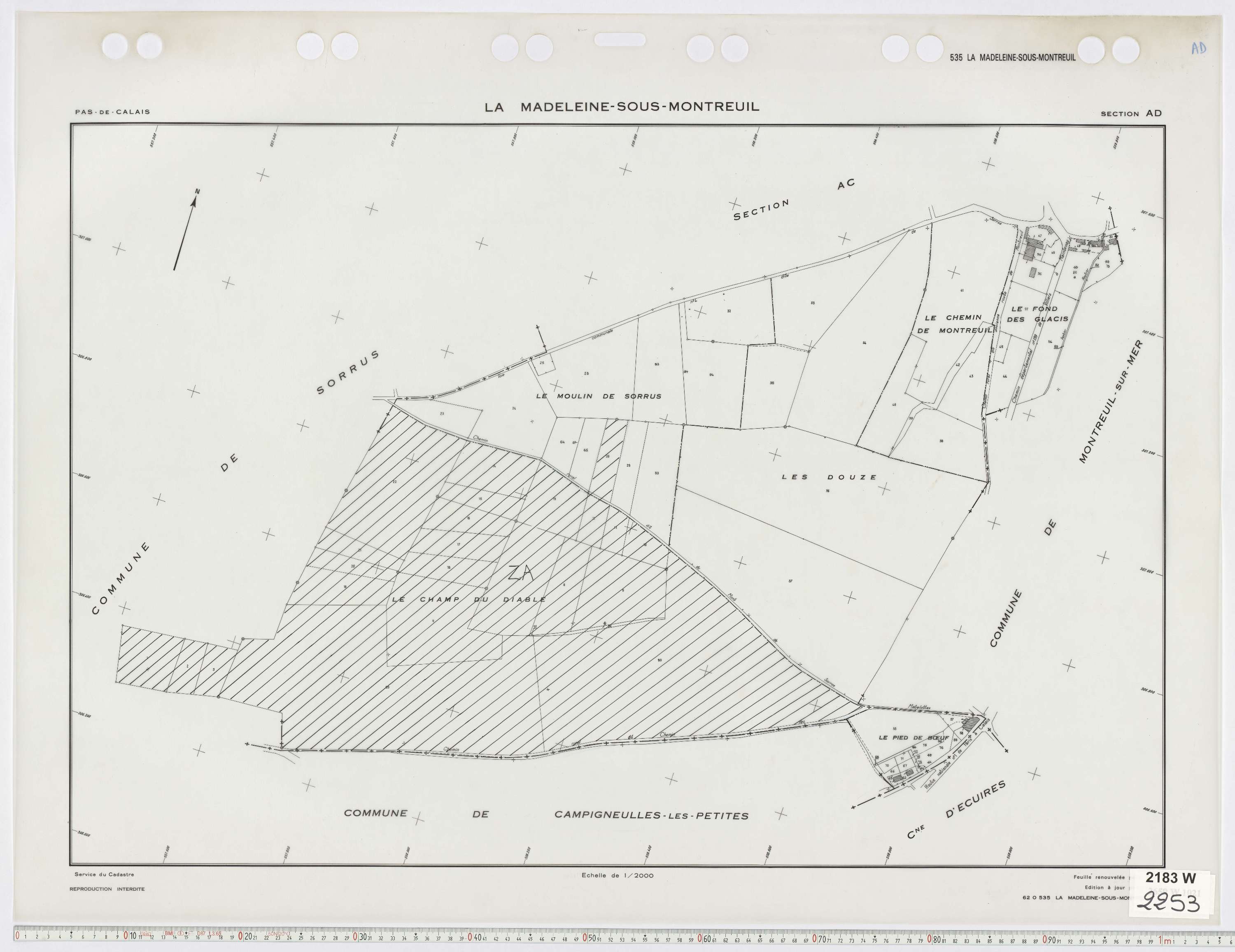 La Madelaine-sous-Montreuil - Section AD.