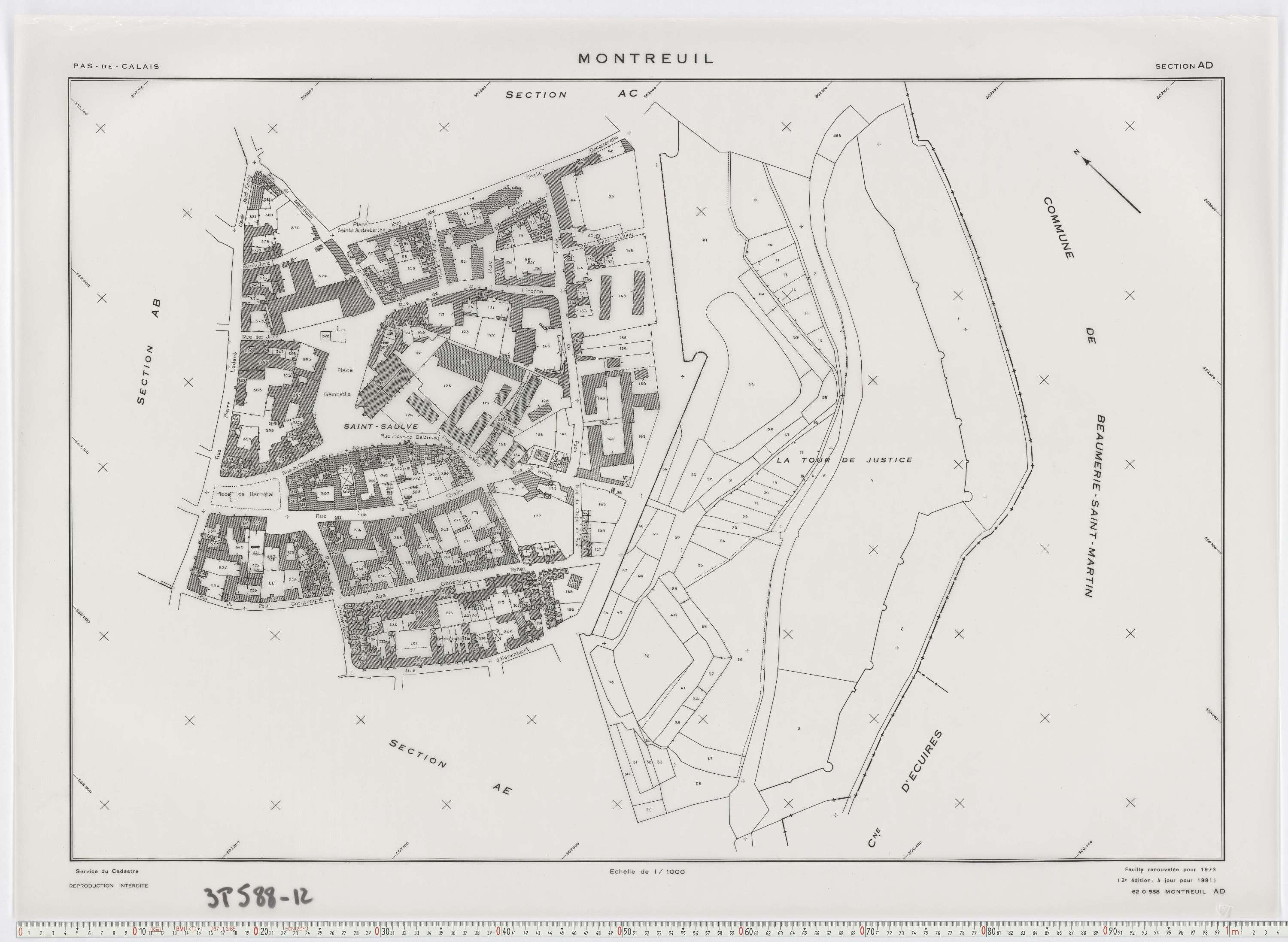 Montreuil - Section AD.