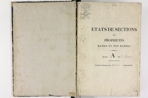 Gelles - P 9382/1      Section A