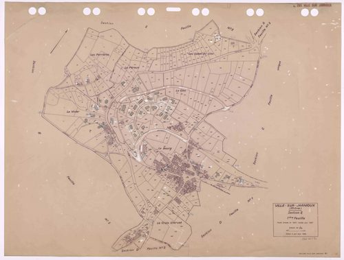Section E 1ère feuille. Feuille dressée en 1827, révisée pour 1937. Edition à jour pour 1984.