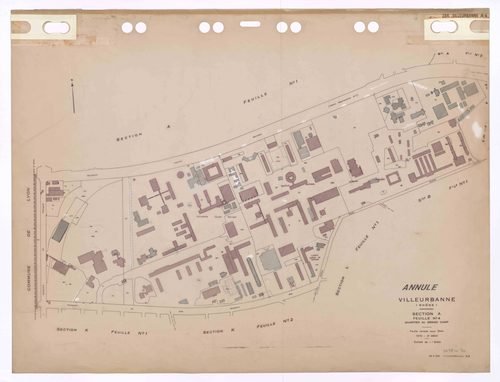 Section A feuille n°4 quartier du Grand Camp. Feuille dressée en 1812, mise à jour pour 1944. 3e édition à jour pour 1979. Plan annulé.