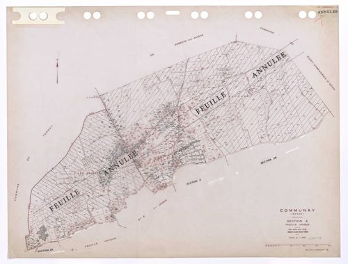 Tableau d'assemblage (TA). Cadastre révisé pour 1939. Edition à jour pour 1985. Plan annulé.