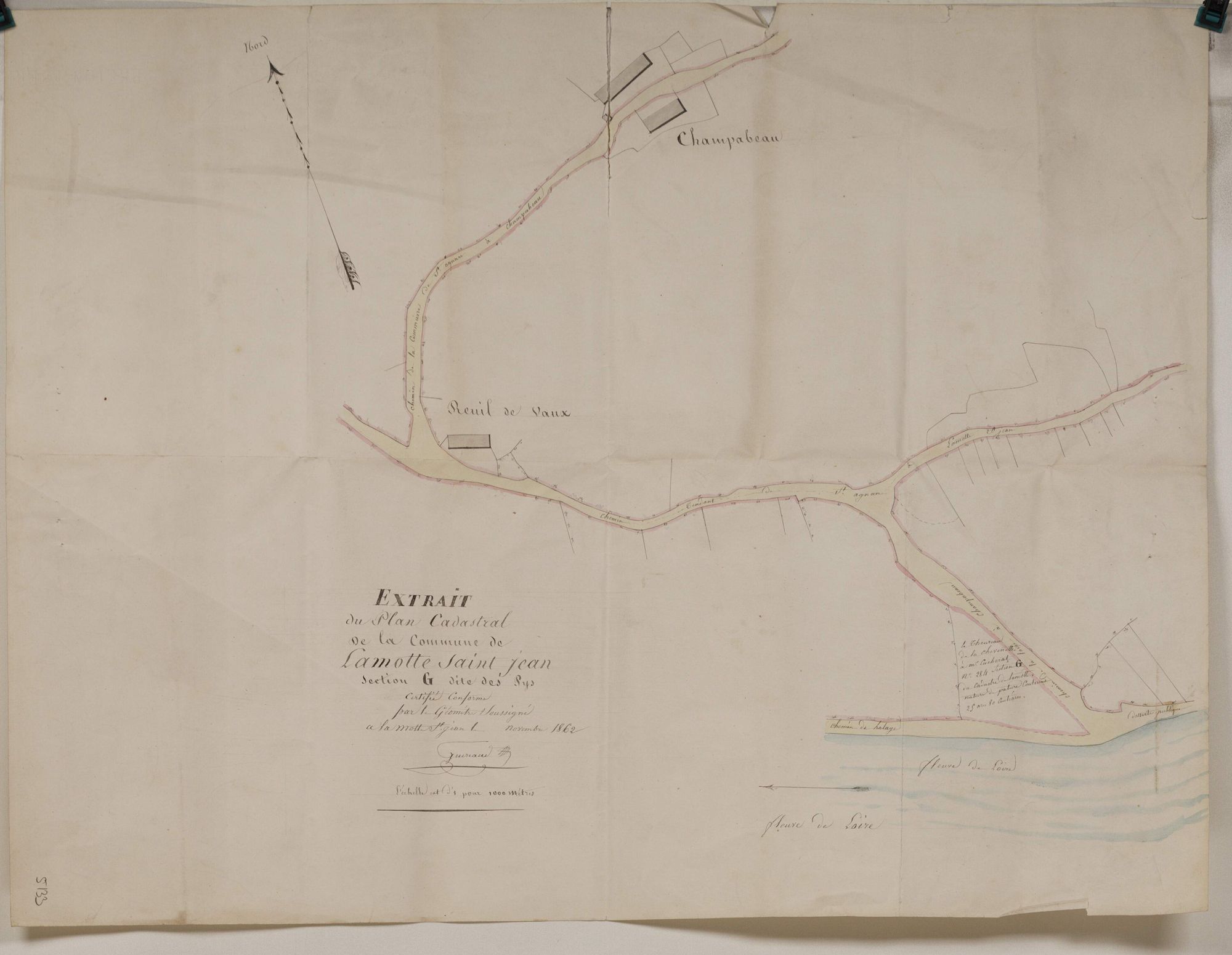 Motte-Saint-Jean - LES PYS