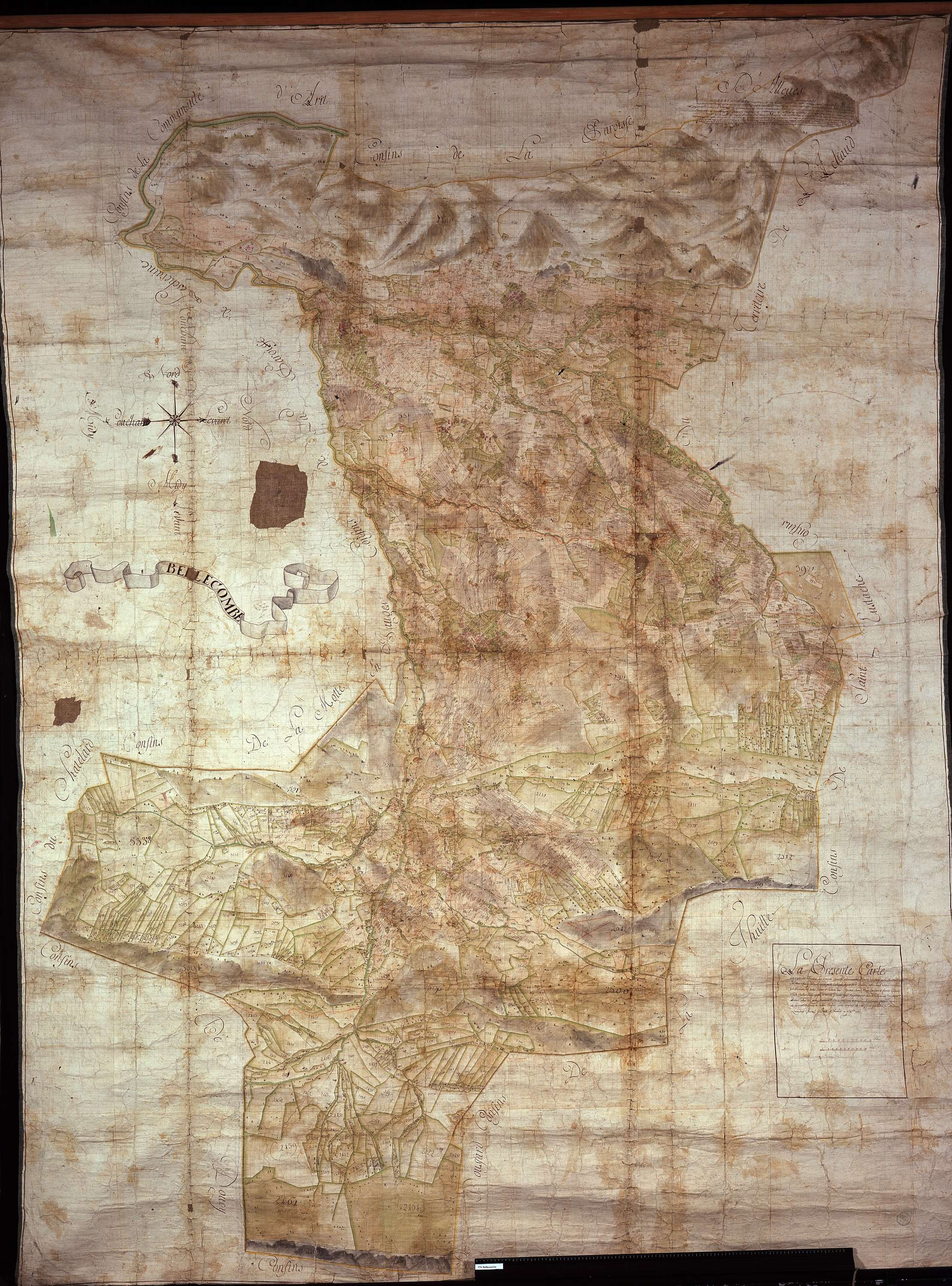 Bellecombe-en-Bauges - Copie de la mappe originale (plan cadastral) de la commune de Bellecombe en Beauges. Signée Cocelli, directeur du bureau de la péréquation.