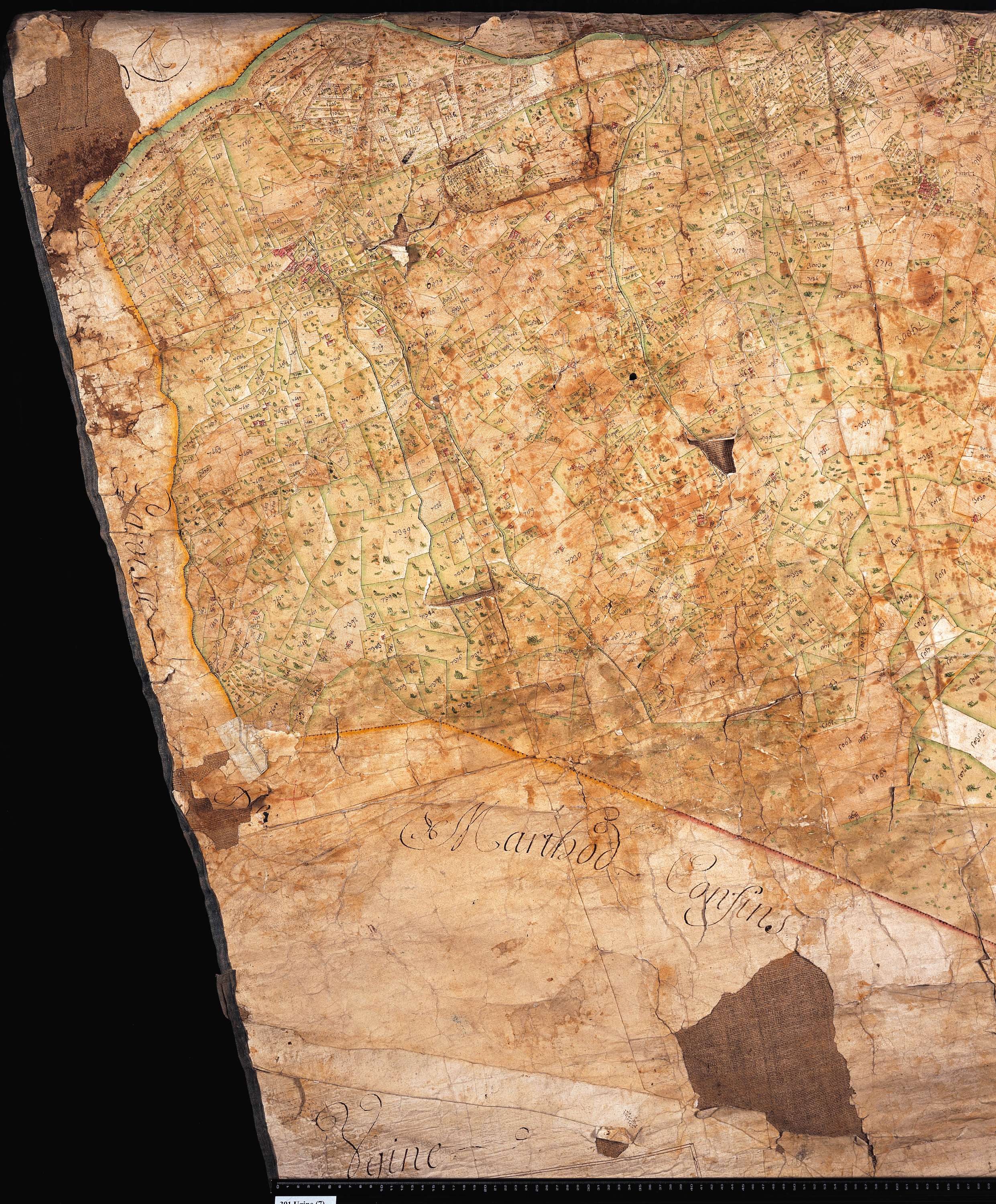 Ugine - Copie de la mappe originale (plan cadastral) de la commune d’Ugines. Signée Cocelli, directeur de la péréquation.