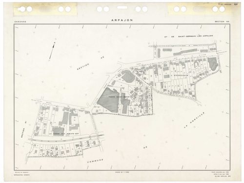 ARPAJON, plans minutes de conservation : tableau d'assemblage,1959, Ech. 1/5000 ; plans des sections AB, 1959, Ech. 1/2000, sections AC, AD, AE, AH, AI, AK, AL, 1959, Ech. 1/1000. Polyester. N et B. Dim. 105 x 80 cm [9 plans]. 