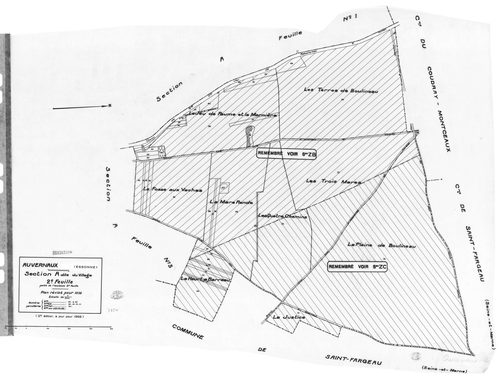 AUVERNAUX. - Cadastre révisé pour 1932 : plans de la section A le Village 1ère feuille, section B Portes 2ème feuille ; cadastre renouvelé pour 1966 : plans de la section ZA, section ZB, section ZC ; cadastre révisé pour 1932 mis à jour pour 1968 : plans 
