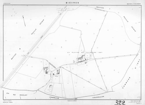 BIEVRES. - Plan établi pour 1954, à jour pour 1975 (2ème, 3ème édition) : plans du tableau d'assemblage, des sections A-N. [15 plans]. 