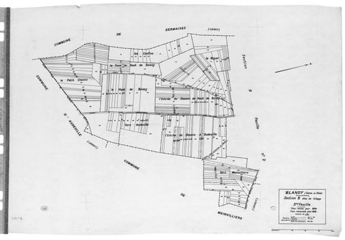 BLANDY.- Cadastre révisé pour 1934 : plan du tableau d'assemblage, plans de la section A le Chemin de la Ferté 1ère feuille, idem 2ème feuille, section B le Village 1ère feuille, idem 2ème feuille, idem 3ème feuille ; cadastre révisé pur 1938 : plan de la