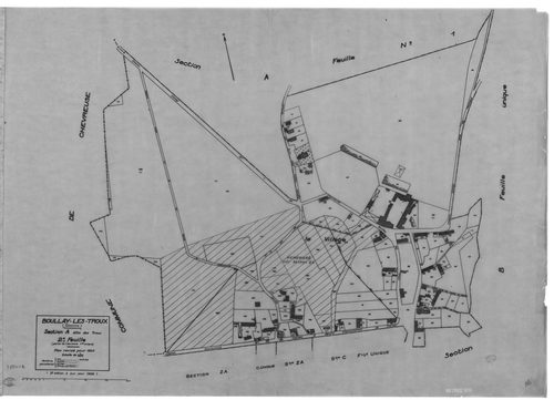 BOULLAY-LES-TROUX .- Cadastre révisé pour 1933 : plan du tableau d'assemblage, plans de la section A les Troux 1ère feuille, idem 2ème feuille, section B Montabé, section C le Pré-Hainault, section D la Plaine du Fay ; cadastre révisé pour 1933 mis à jour