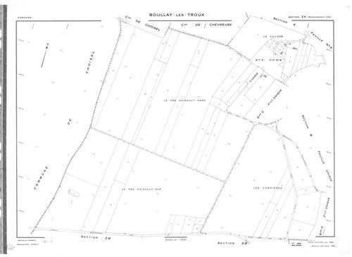 BOULLAY-LES-TROUX .- Cadastre révisé pour 1933 : plan du tableau d'assemblage, plans de la section A les Troux 1ère feuille, idem 2ème feuille, section B Montabé, section C le Pré-Hainault, section D la Plaine du Fay ; cadastre révisé pour 1933 mis à jour