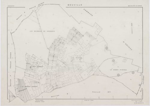 BOUVILLE, plans minutes de conservation : tableau d'assemblage,1955, Ech. 1/10000 ; plans des sections A, B, C, D1, E1, F, G, H, I, J, K, L, 1955, Ech. 1/2000, sections D2, E2, 1955, Ech. 1/1000, section M, 1955, Ech. 1/5000. Polyester. N et B. Dim. 105 x