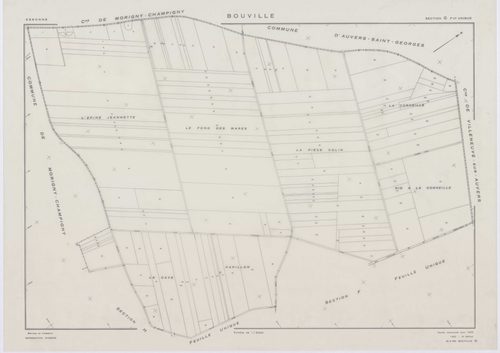 BOUVILLE, plans minutes de conservation : tableau d'assemblage,1955, Ech. 1/10000 ; plans des sections A, B, C, D1, E1, F, G, H, I, J, K, L, 1955, Ech. 1/2000, sections D2, E2, 1955, Ech. 1/1000, section M, 1955, Ech. 1/5000. Polyester. N et B. Dim. 105 x