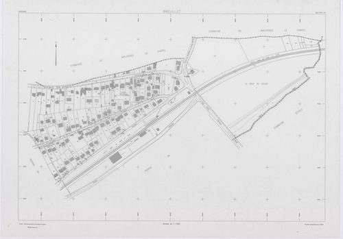 BREUILLET, plans minutes de conservation : tableau d'assemblage,1943, Ech. 1/10000 ; plans des sections A1, A2, A3, A4, B1, B2, B3, B4, 1943, Ech. 1/1250, sections AE, AH, AI, AK, AL, AM, AN, AO, AP, AR, AS, AY, AZ, 2001, Ech. 1/1000, sections AA, AB, AD,