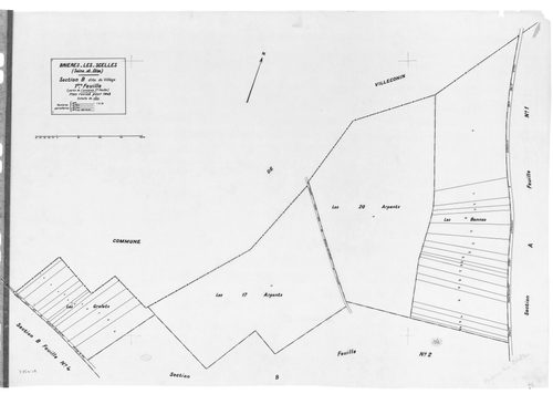 BRIERES-LES-SCELLES .- Cadastre révisé pour 1943 : plan du tableau d'assemblage, plans de la section A la Vallée 1ère feuille, idem 7ème feuille, section B le Village 1ère feuille, idem 4ème feuille, idem 7ème feuille ; cadastre révisé pour 1961 : plan de