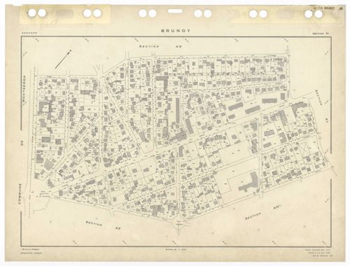 BRUNOY, plans minutes de conservation : tableau d'assemblage,1972, Ech. 1/5000 ; plans des sections AB, AC, AE, AH, AI, AK, AL, AM, AN, AO, AP, AR, AS, AT, AV, AW, AX, AY, AZ, 1972, Ech. 1/1000, section AD, 1972, Ech. 1/2000. Polyester. N et B. Dim. 105 x