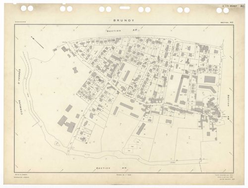 BRUNOY, plans minutes de conservation : tableau d'assemblage,1972, Ech. 1/5000 ; plans des sections AB, AC, AE, AH, AI, AK, AL, AM, AN, AO, AP, AR, AS, AT, AV, AW, AX, AY, AZ, 1972, Ech. 1/1000, section AD, 1972, Ech. 1/2000. Polyester. N et B. Dim. 105 x