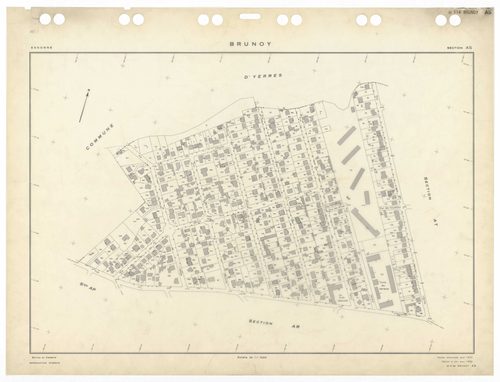 BRUNOY, plans minutes de conservation : tableau d'assemblage,1972, Ech. 1/5000 ; plans des sections AB, AC, AE, AH, AI, AK, AL, AM, AN, AO, AP, AR, AS, AT, AV, AW, AX, AY, AZ, 1972, Ech. 1/1000, section AD, 1972, Ech. 1/2000. Polyester. N et B. Dim. 105 x