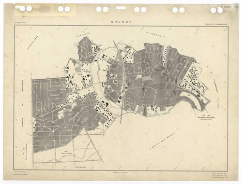 BRUNOY, plans minutes de conservation : tableau d'assemblage,1972, Ech. 1/5000 ; plans des sections AB, AC, AE, AH, AI, AK, AL, AM, AN, AO, AP, AR, AS, AT, AV, AW, AX, AY, AZ, 1972, Ech. 1/1000, section AD, 1972, Ech. 1/2000. Polyester. N et B. Dim. 105 x