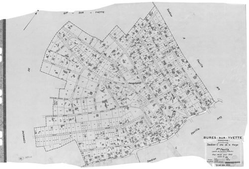BURES-SUR-YVETTE .- Cadastre révisé pour 1945 mis à jour pour 1972 : plan de la section A le Village 1ère feuille, idem 2ème feuille, idem 3ème feuille, idem 4ème feuille, section B Montjay 1ère feuille, idem 2ème feuille, section C la Vierge 1ère feuille