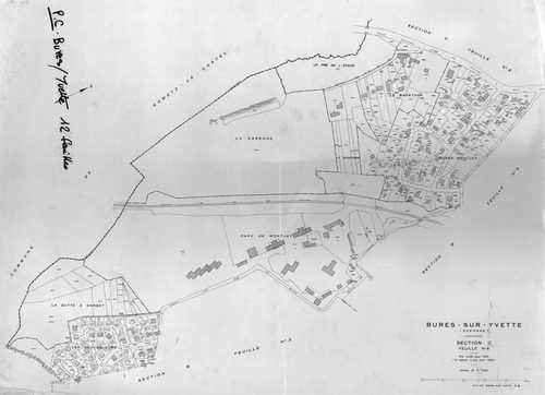 BURES-SUR-YVETTE. - Plan révisé pour 1945, à jour pour 1960 (2ème édition) : plan du tableau d'assemblage ; plan révisé pour 1945, à jour pour 1980 (3ème édition) : plans des sections A (feuilles 1-4), B (feuilles 1-3) et C (feuilles 1-4). [13 plans]. 
