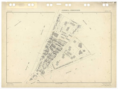 CORBEIL-ESSONNES, plans minutes de conservation : tableau d'assemblage,1968, Ech. 1/10000 ; plans des sections AC, AD, AE, AH, AL, AM, AN, AO, AP, AR, AS, AT, AV, AW, AX, AY, AZ, BC, BD, BE, BH, BI, BK, BL, BM, BO, BP, BR, 1968, Ech. 1/1000, sections BV, 