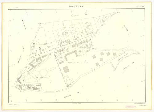 Plans minutes de conservation : DOURDAN : tableau d'assemblage, ech. 1/10000 (1967), sections A, F2, ech. 1/5000 (1967), sections B1, B2, C, F1, ech. 1/2500 (1967), sections AB, AE, AK, AL, AP, ZB, ech. 1/2000 (1967), sections AC, AD, AH, AI, AM, AN, AO, 