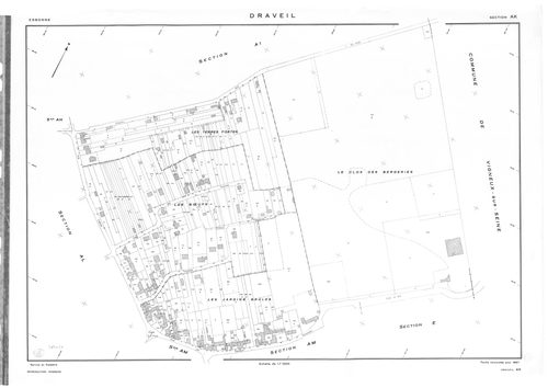 DRAVEIL.- Cadastre révisé pour 1967 : plan du tableau d'assemblage, plans de la section E, section F, section G, section H, section N ; cadastre renouvelé pour 1967 : plans de la section AB, section AC, section AD, section AE, section AH, section AI, sect
