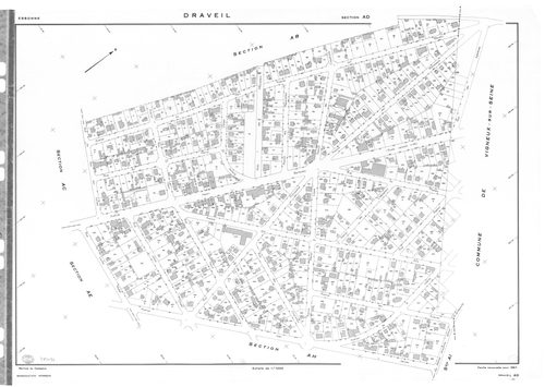 DRAVEIL.- Cadastre révisé pour 1967 : plan du tableau d'assemblage, plans de la section E, section F, section G, section H, section N ; cadastre renouvelé pour 1967 : plans de la section AB, section AC, section AD, section AE, section AH, section AI, sect