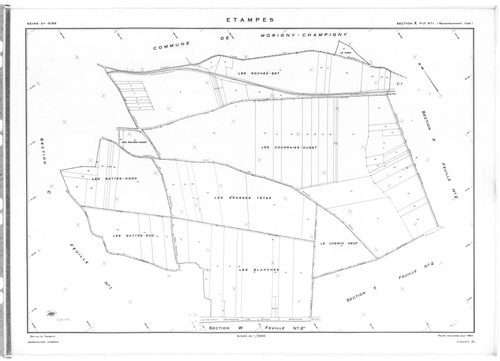 ETAMPES. - Cadastre révisé pour 1962 : plans de la section U, secton WA, section W1, section W2a, section W2b, section W3, section X1, section X2, section X3, section YE, section ZA1, section ZA2, section ZA3, section ZA4, section ZA5, section ZA6, sectio