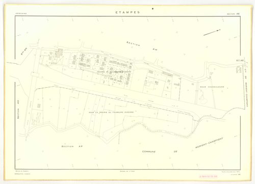 Plans minutes de conservation : ETAMPES : sections U, WA, W1, W3, W2a, W2b, X1, X2, X3, ZB1, ZB2, ZB3, ZF1, ZF2, ZF3, ZF4, YE, ZE1, ZE2, ZE3, ZE4, ZE5, ZE6, ZE7, ZA1, ZA2, ZA3, ZA4, ZA5, ZA6, ech. 1/2000 (1962) ; tableau d'assemblage n°1, ech. 1/20000 (19