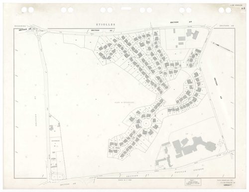 ETIOLLES, plans minutes de conservation : tableau d'assemblage,1935, Ech. 1/10000 ; plans des sections Au, 1935, Ech. 1/5000, section Cu, 1935, Ech. 1/2500, section ZA, 1988, Ech. 1/2000, sections AE, AH, AI, 1997, Ech. 1/1000, sections AA, AB, AC, AD, AK